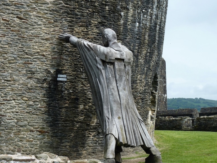 Marquess of Bute supporting the Keep