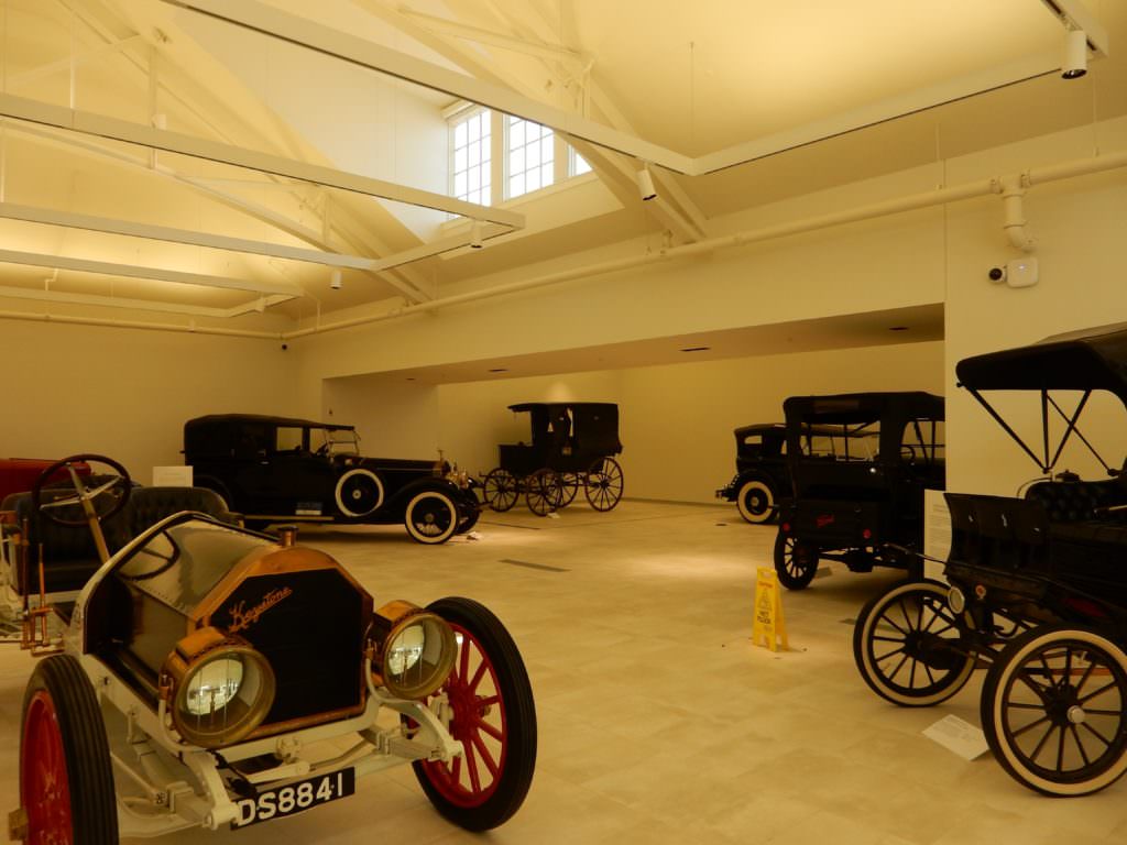 Car & Carriage Museum