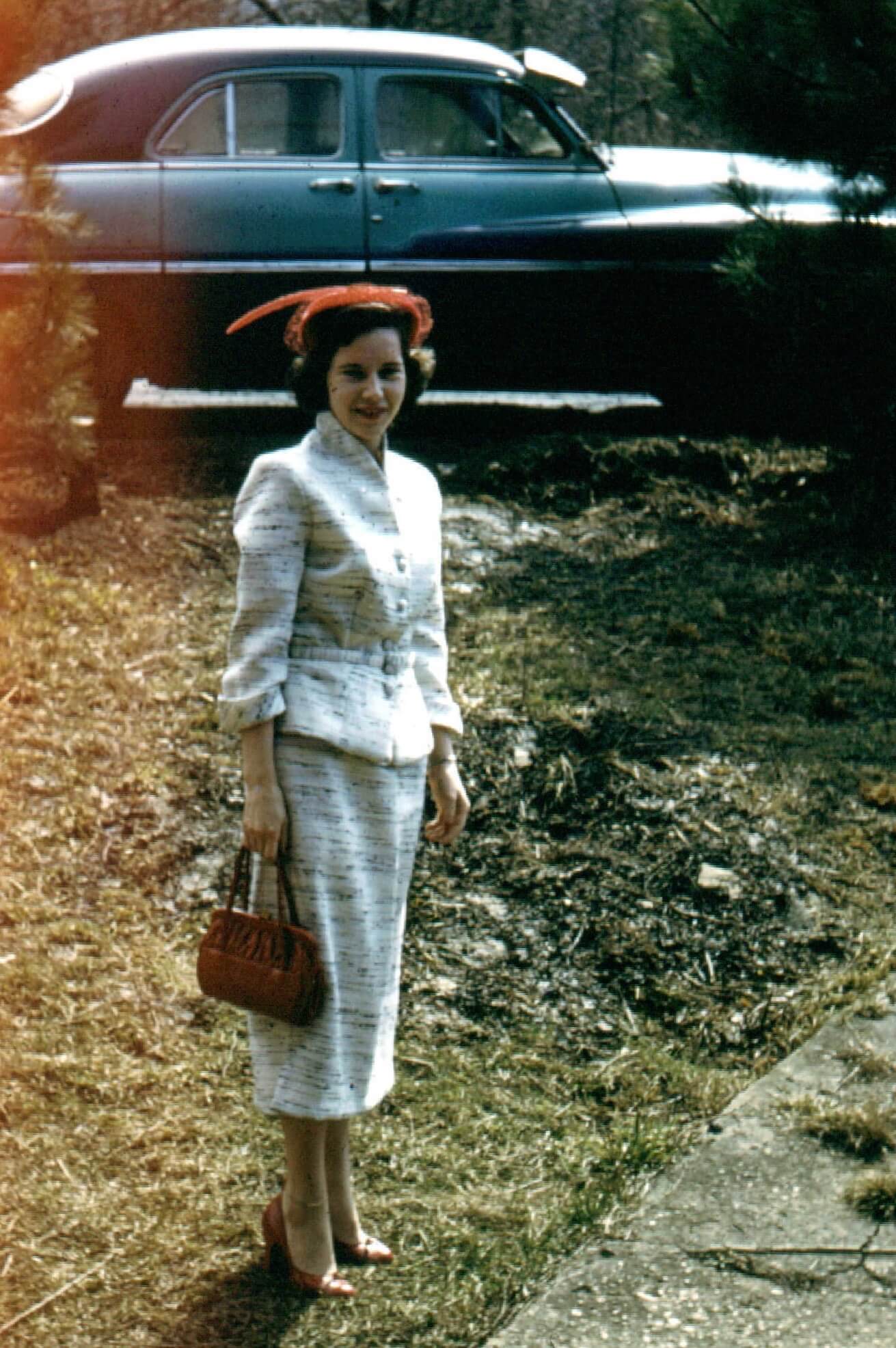 mother, 1950s dress