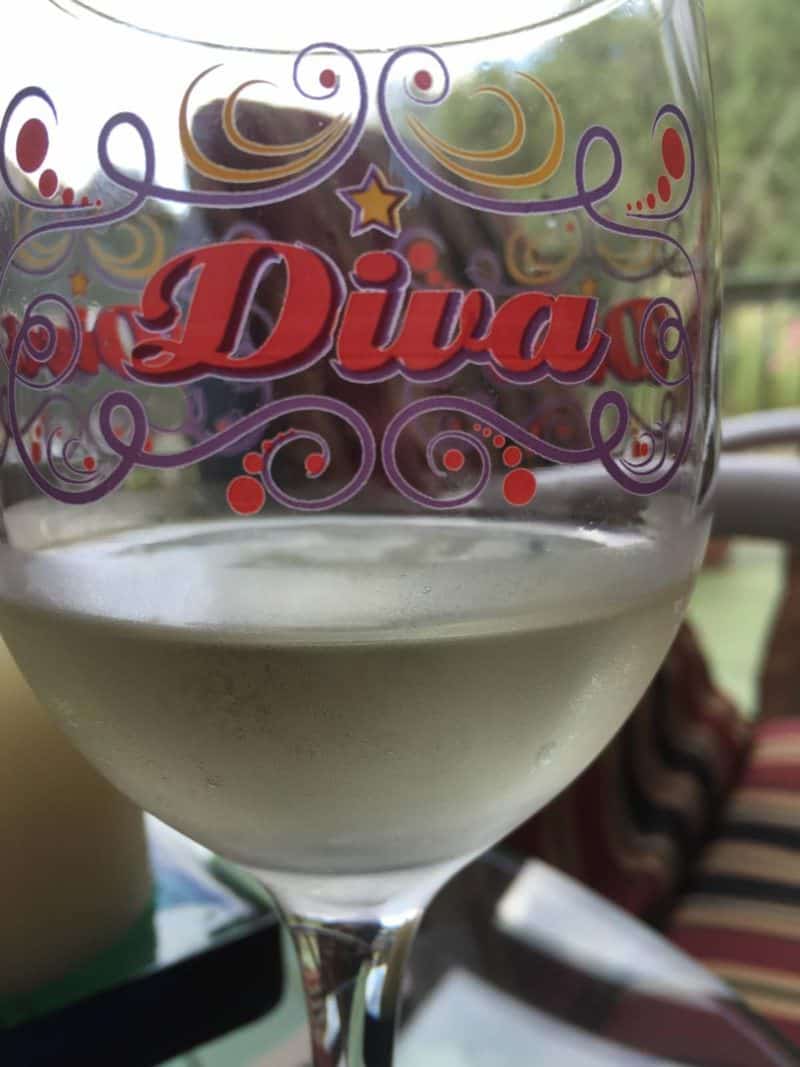 Diva glass of crisp white wine