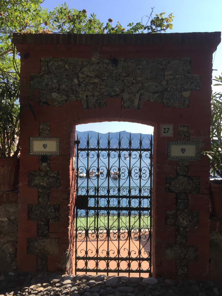 You want to walk through, right? The Walk to San Giorgio Church, Portofino